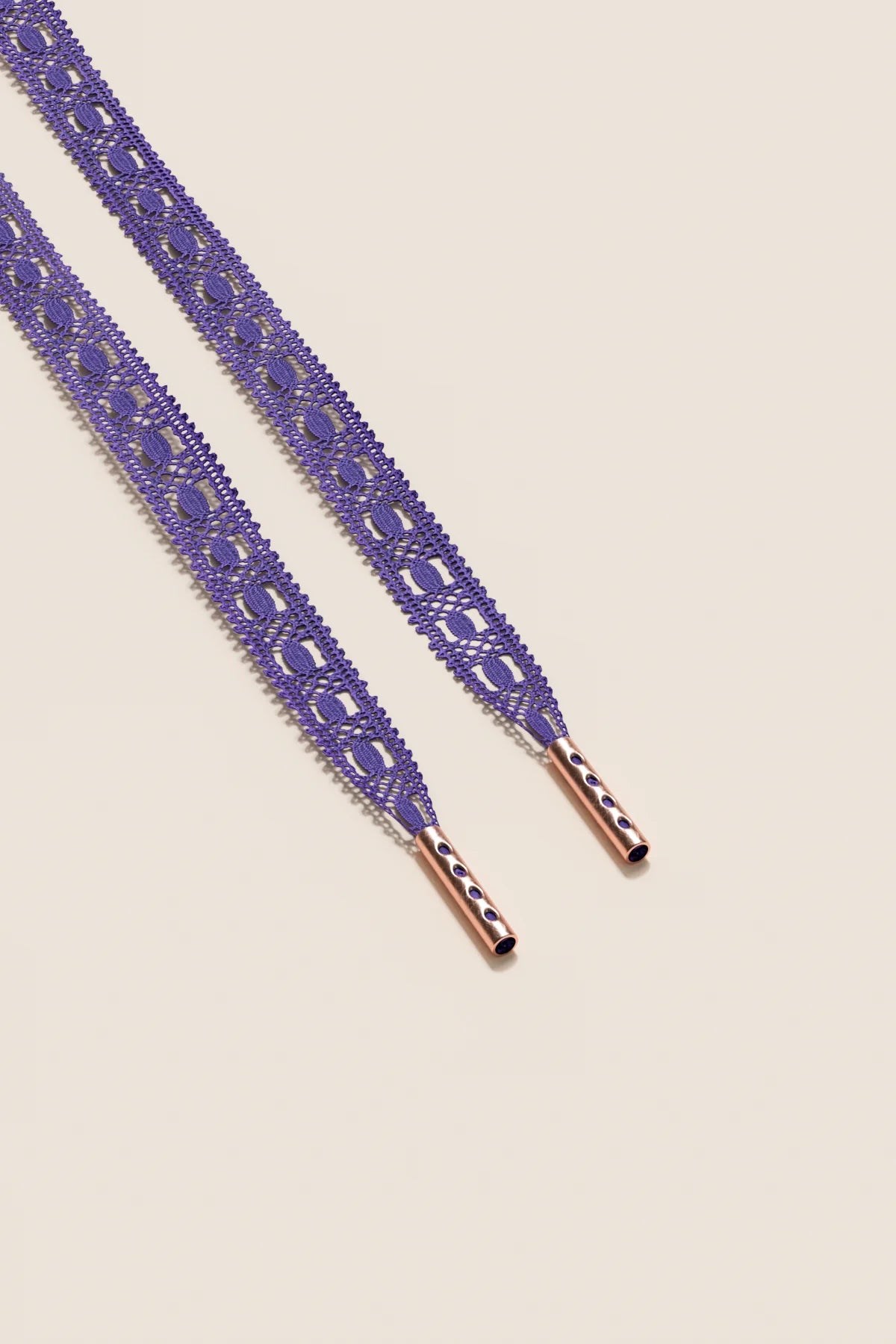 Senkels Lilac Crochet Shoelaces with Rose Gold Aglets