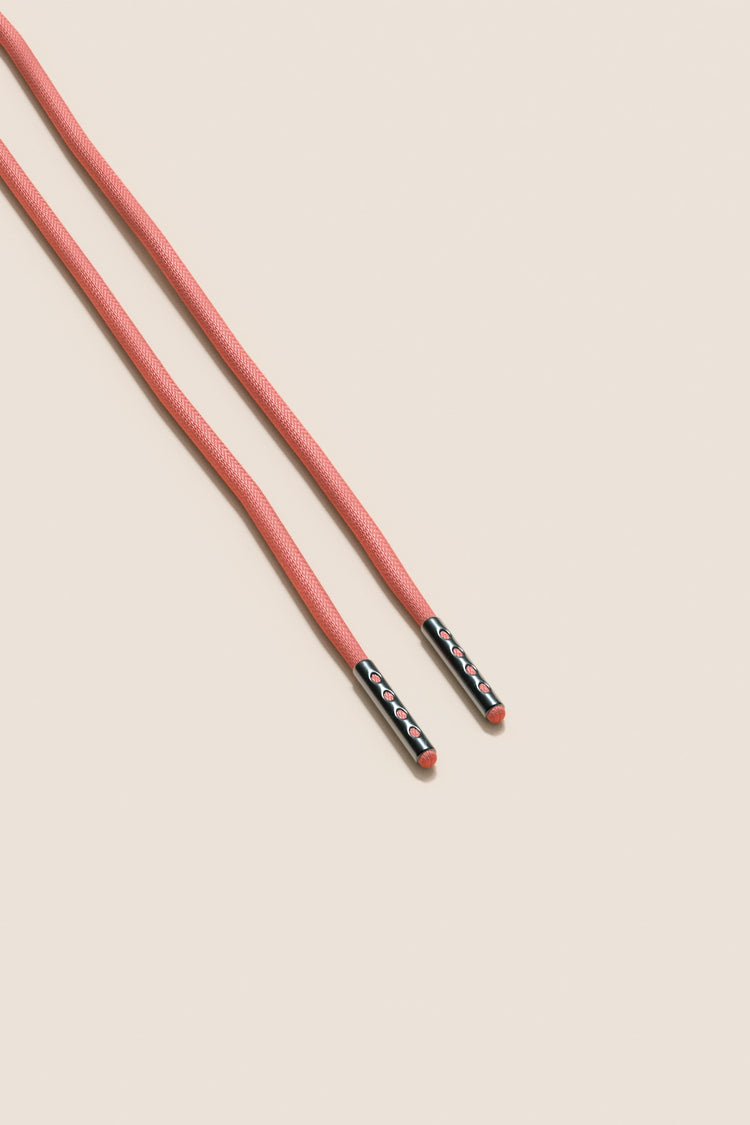 Senkels Salmon 2.5mm Round Waxed Shoelaces with Black Nickel Aglets